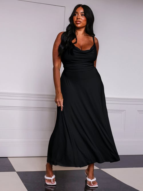 Maxi abito drappeggiato con reggiseno incorporato